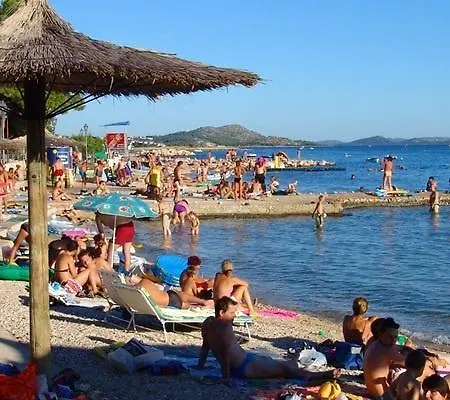 Dakovic Apartment Pakostane