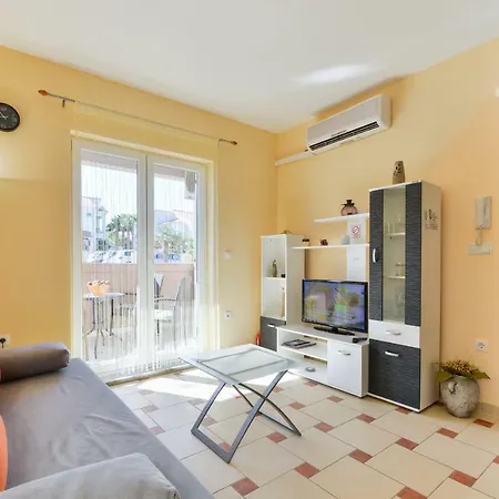 Apartment Dakovic *