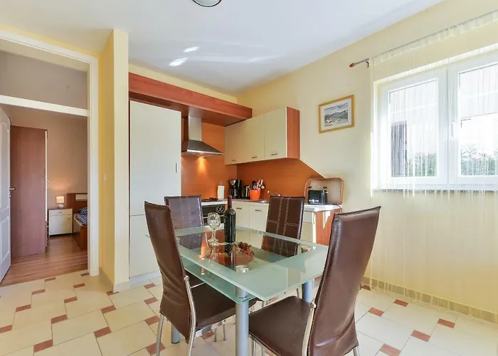 Apartment Dakovic *